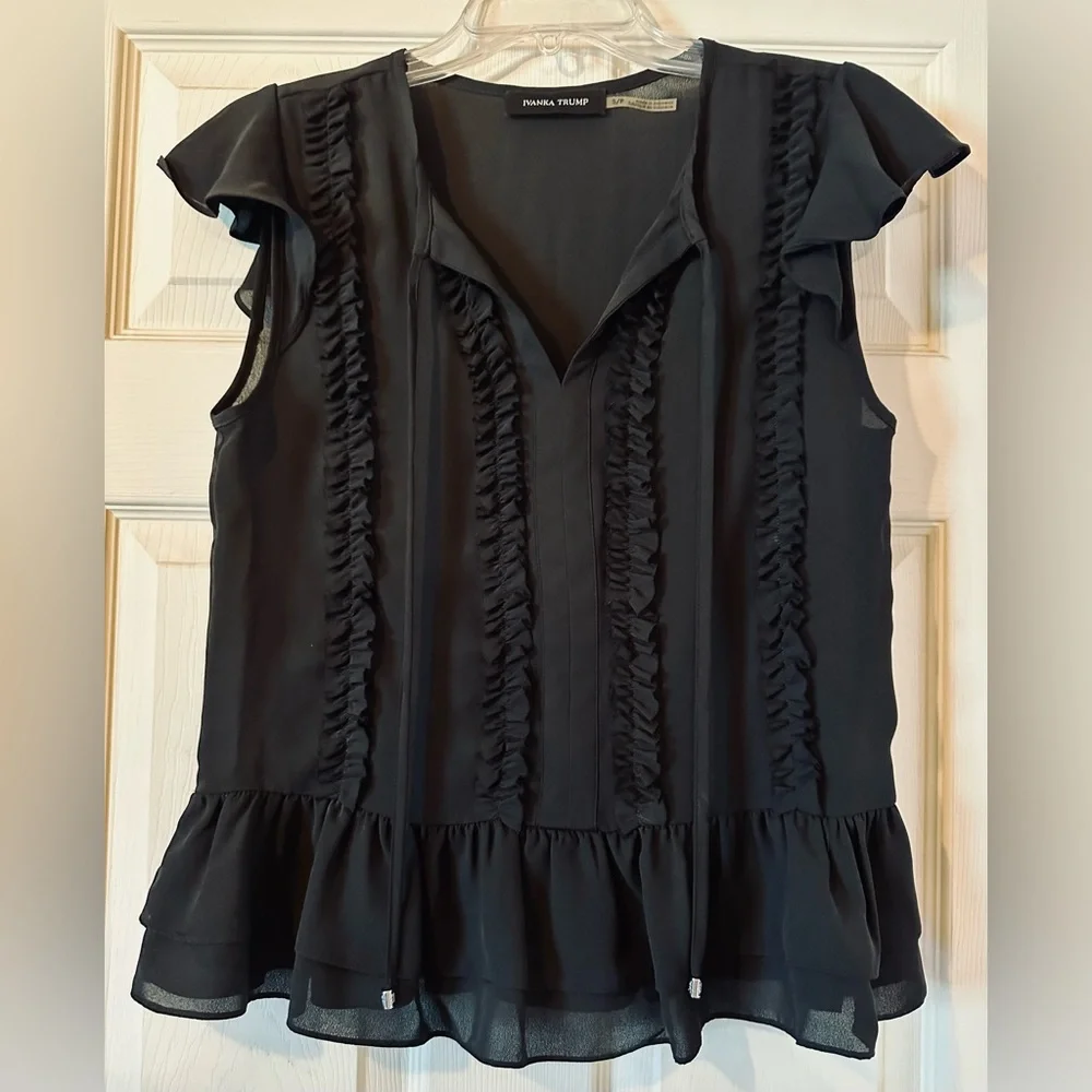 Ivanka Trump black sleeveless V-Neck Blouse - Picture 2 of 4